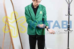 seragam jas almamater