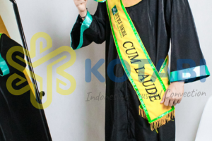 seragam toga wisuda murah