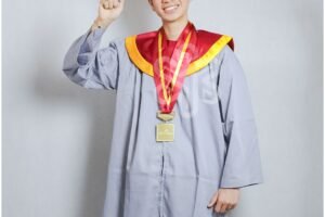 jasa custom toga di wisuda