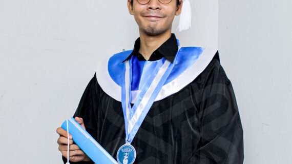 Jasa Pembuatan Toga Wisuda Garut