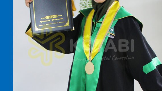 Bikin Toga Wisuda Custom Bandung