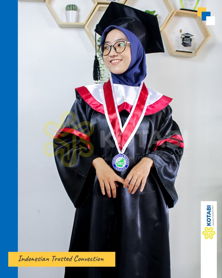 Konveksi perlengkapan wisuda di semarang