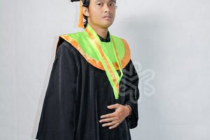 Custom Toga Wisuda Papua