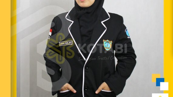 Bikin jas almamater kediri
