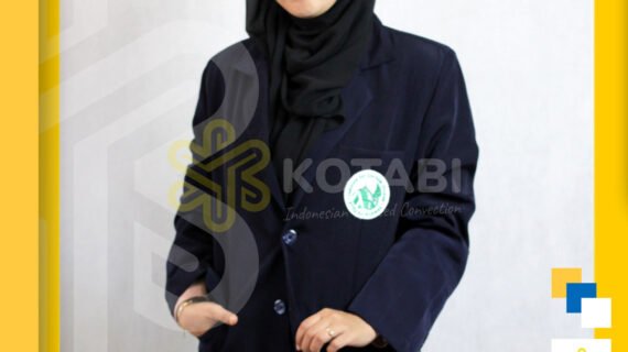 Bikin jas almamater surakarta