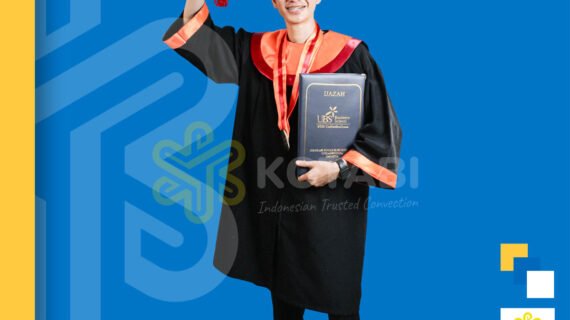 bikin toga wisuda padang