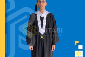 bikin toga wisuda salatiga