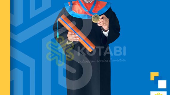 bikin toga wisuda bima