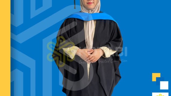 bikin toga wisuda bontang