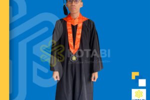 bikin toga wisuda malang