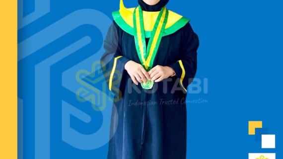 vendor perlengkapan wisuda